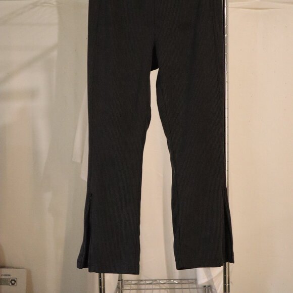 Lululemon Ribbed Softstreme Zip-Leg High-Rise Cropped Pant 25"- Charcoal- Sz 8 - Picture 6 of 8